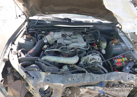 2001 Ford Mustang from USA, damaged, VIN 1FAFP40471F119958